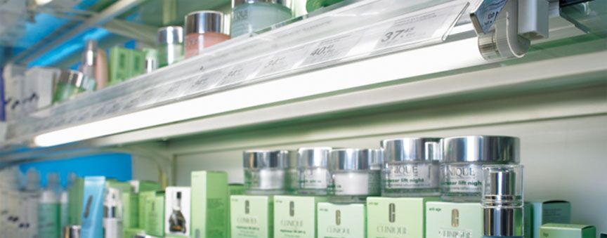 Hera SlimLite XL T5 has been around since the 1990's. A miniature fluorescent light, idea for display purposes, as overhead desk lights, and