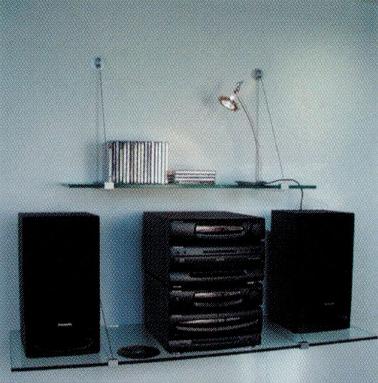 Expo Design Cable Shelf Kit with stereo on shelf