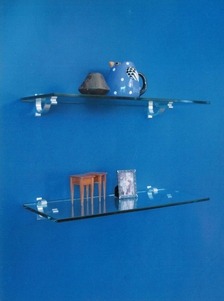 Expo Design Curve Clip kit mounted on wall