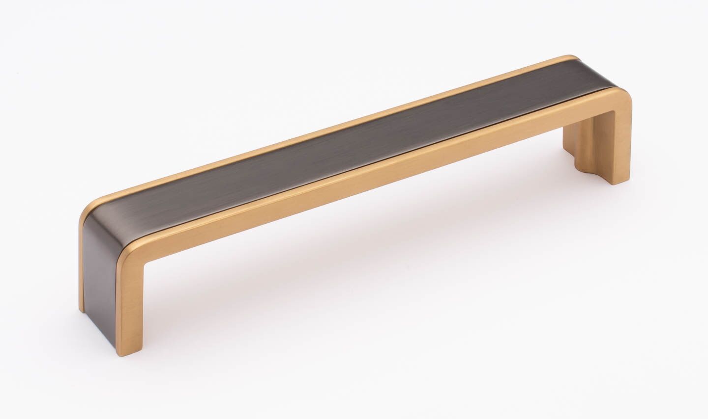 Sietto Fusion P-2000-6-G-SB Gunmetal w/ Satin Brass finish, pull 6-3/8" long x 1" wide x 1-1/4" projection off surface, 6" CTC, two screw holes