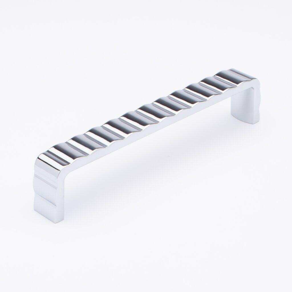 Sietto Natoma P-2004-6-PC Polished Chrome finish pull, 6-5/16" long by 3/4" wide, 1-3/16" projection, 6" CTC, two screw holes